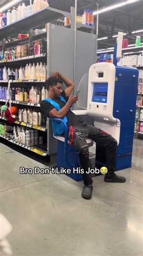 Walmart Employee's Honest Response to Customer