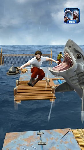 Gather your team and build a strong raft in the ocean! #raftsurvival #oceannomad #game #raftmultiplayer