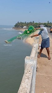 sea fishing net casting #fishing #seafishingvideos #fishingmalayalam #fishingkerala #fishvideos #keralafishing #fishcatching #seafood #treding #fisherman #fish #fishinglife #fishingislife #fishingtrip #fishingdaily #fishingaddict #casting #netfishing #beachfishing #seafishing #seafish #traditionalfishing | English meen