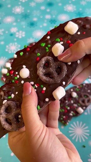 59K views · 1.7K reactions | Christmas bark is the best! Less than a week till Christmas  #xmas #christmasbark #baking #christmastok #food #recipe #christmasrecipe #asmr #chocolatebark #hotchocolate #christmas #diy #howto #chocolate #candy #hershey #asmr #winter #pretzels #mandms #marshmallows #lickyourphone #satisfying #oddlysatisfying #candystore #candyfunhouse #snacks #foodie #foodstagram | Candy Funhouse | Facebook