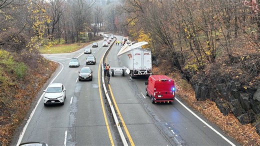 Bridge strike in Briarcliff Manor causes major Thanksgiving traffic