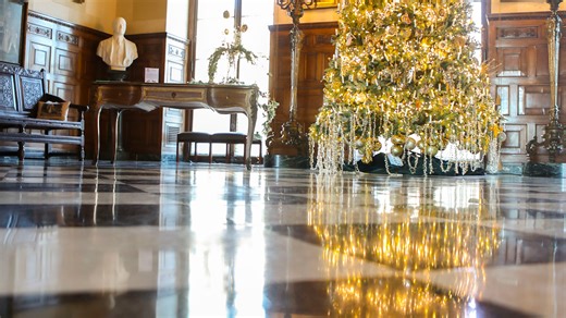 Want to feel festive? These Delaware's historic house museums are decked out for Christmas