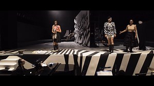 19 reactions | Da ist er! Unser Trailer zu MUTTER COURAGE UND IHRE...