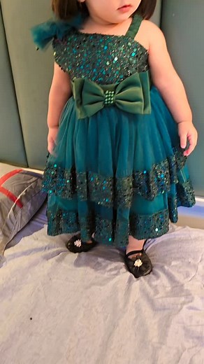 Abiha Ali on Instagram: "meri dunia ❤️"