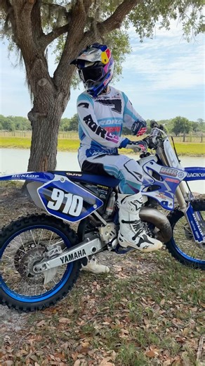 2003 YZ125 Start Up / Walk Around