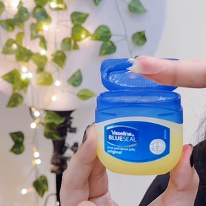 189K views · 1.6K reactions | Soft pink lips home remedies #pinklips #softlips #lipscare #homeremedies #shumailasdiary | Shumaila's Diary | Facebook