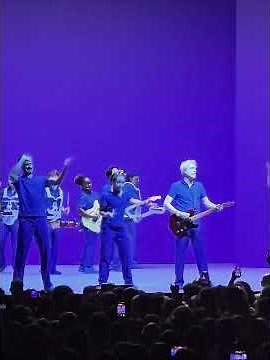 David Byrne - Life During Wartime Live in Budapest