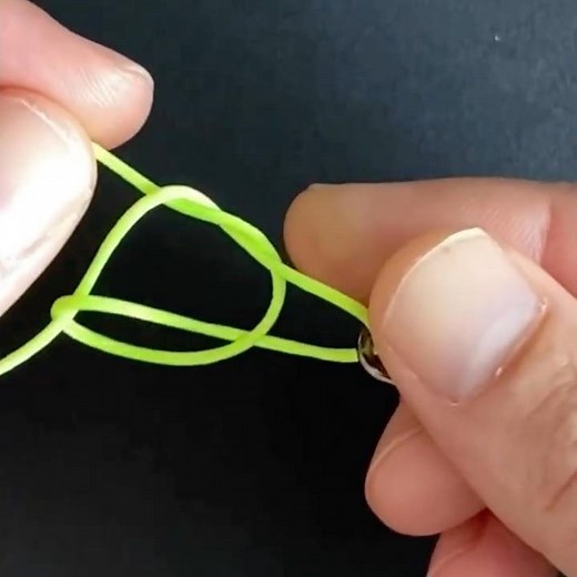 THE FASTEST AND STRONGEST fishing KNOT to tie #fishing #knot #hook #fishingtips