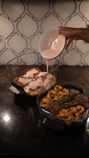 Dinner AND dessert in the same air fryer??! 😍 #ninjapartner I partnered with @ninjakitchen to create a full dinner experience using the #NinjaCrispy. It saves me SO much time while cooking. I’m excited for all the meals I’m about to make in this!!