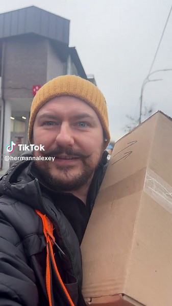 Ukrainian Wife Surprised with Magical Advent Calendar