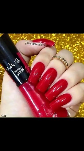 Nail Polish Showcase: Colorful Collection and Reviews