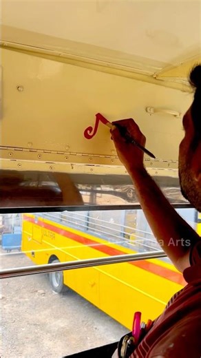 AMAZING Street Artist Paints MASTERPIECES on APSRTC Bus #viral #trending #shorts #art #painting