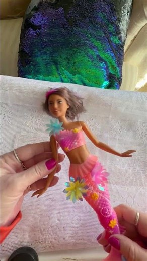 Mermaid Barbie Is Great Playtime In The Pool Or Tub Barbie Mermaid Toy Dolls with Surprise Magic Blo