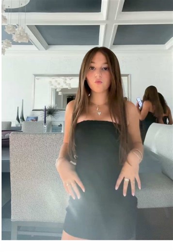 @willow schwartz perfect dress💘