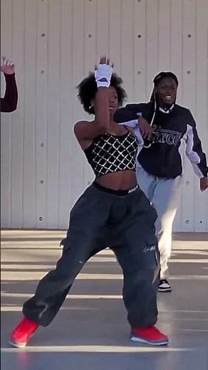 🇺🇸Kpop in Public - LAH PAT "Rodeo (Remix)"!