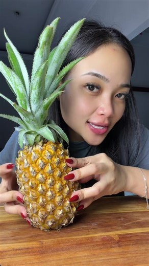 Tutorial Kreasi Olahan Nanas yang Menggoyang