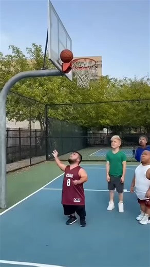 1K views | Dwarf basketball | Vlad Balashov | Facebook