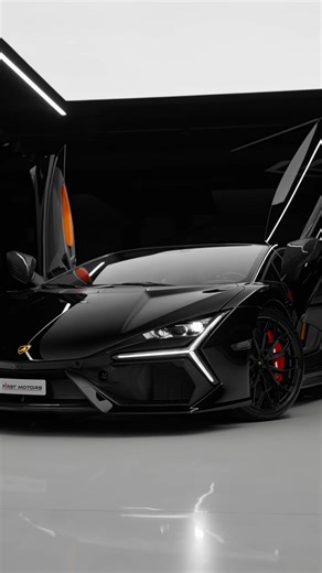 The All-Black Lamborghini Revuelto: A Masterpiece in Motion