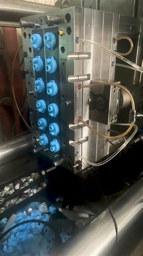 Water Bottle Lid Injection Molding