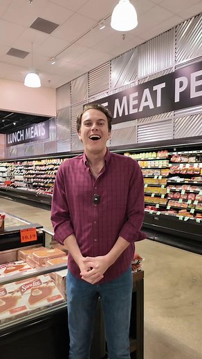 Make Thanksgiving easy! Edwards Food Giant has your full holiday meal ready for just $32 — delicious, simple, and stress-free. | Edwards Food Giant