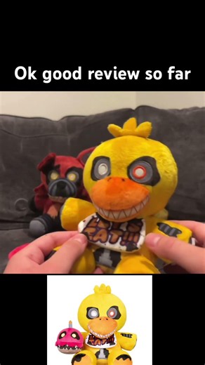 WHAT IS HE DOING TO NIGHTMARE CHICA???