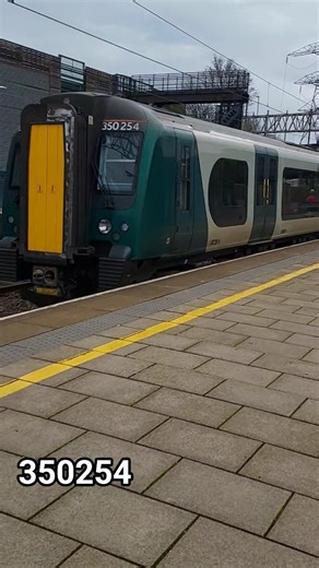 #class350 #londonnorthern #train #stafford #350254