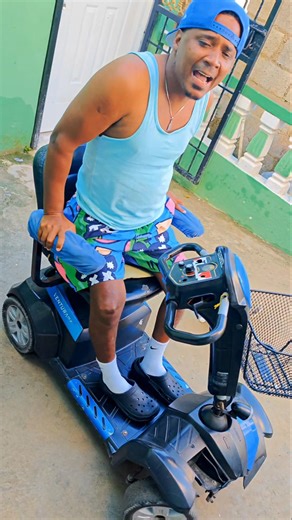 dancing in my wheelchair 🤣