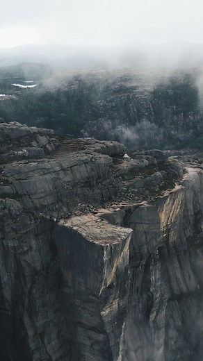 3.6M views · 45K reactions | Just don’t look down 﫣 | George Cooper | Facebook