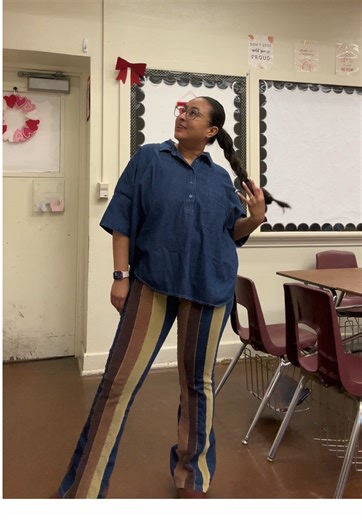 Funky Jeans Teacher Outfit Inspiration