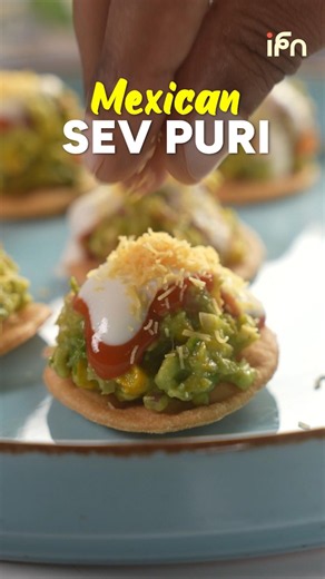 Mexican Sevi Puri | Fusion Chaat Recipe #shorts