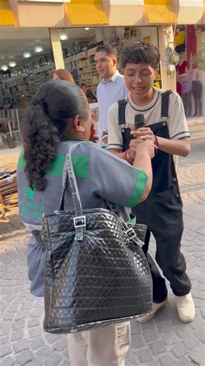 771K views · 23K reactions | Me dan ganas de bailar, cada vez que canto esta canción 﫶 | Tadeo Luciano El Rompe Corazones | Facebook