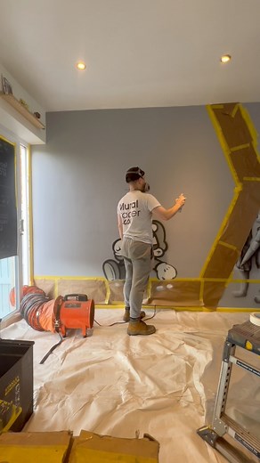 A family asked me to paint their children on the living room wall 🏠 #mural #family | Mr Murals