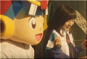 【minimini（ミニミニ）CM】野球のボールを縫い直す女子高生は誰？