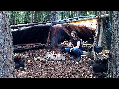 Building A Secret Camp in the Woods