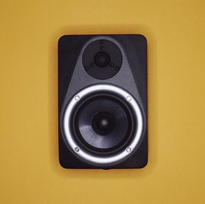 How to Use Wireless Speakers with an Old Stereo | Techwalla