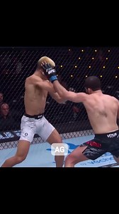 He would've seen that knee coming if he wasn't squinting. The both are great fighters. #fyp #boxing #boxingday #boxingnews #boxingfans #realboxing #knockout #boxingclips #hardpunch | AG Cosmos