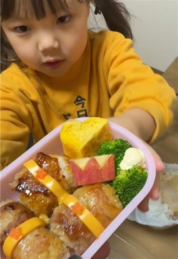 お弁当を頑張ったシングルパパの挑戦