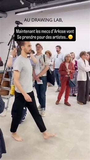 Le Fleu on Instagram: "@arkose.climbing n’y pensez même pas! 😅 Performance @emmanuel.beranger #escalade #climbing #arkoseclimbing #wtf #art"