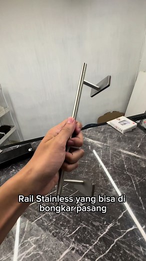 Mainkan #rail #Fingerboarding #Fingerboard #FingerboardTricks #FingerboardCommunity #fingerboardramps #FingerboardCommunity #TechDeck #skate #FingerboardSetup