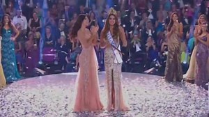 Go behind the scenes with Miss Universe Colombia. | Miss Universe