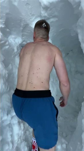 Tunneling To The Gym After Extreme Snowfall || ViralHog