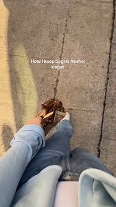 10K views · 13 comments | These reusable bread bags from (re)zip will keep your bagels and baked goods fresher than paper or plastic bags can! They’re made from PEVA, a durable and breathable alternative to plastic bags — which means no more soggy bagels. 說 @rezipofficial #freshbread #kitchenessential #kitchenhack | Grove Collaborative | Facebook