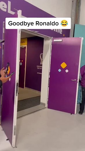 ‏#ATS M60- 🇵🇹 vs 🇲🇦 Ronaldo @exit goin to Bus😂#fifaworldcup2022