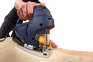 Why Is My Jigsaw Cutting At An Angle? - Woodworking Trade