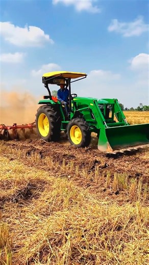 Farming tractors #tractor #farm #johndeere #farmer #agriculture