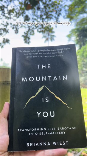 Highlyrecommended self-development book, ‘ The Mountain is You” By Brianna Wiest #bookrecommendations #booktokph #themountainisyoubook #selfimprovement #healingbook