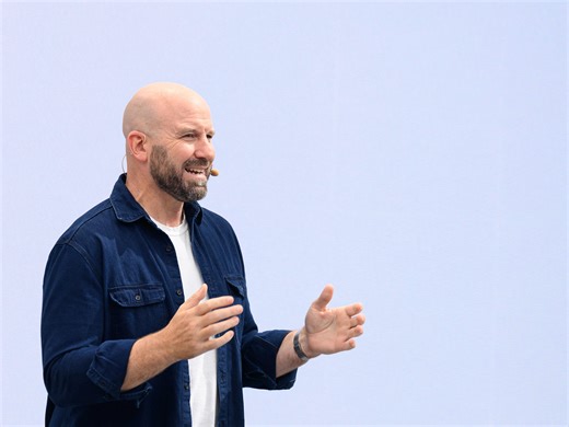 Meta's Reality Labs chief is calling the 'most important' meeting of the year, urging employees to show up in person