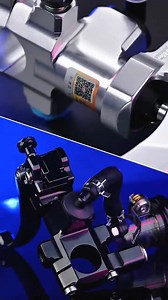 🚀 Adelin ADL-ARC-1 High-Performance Brake Upgrade 🔥 ✅ Available in 17.5mm / 15mm piston bore ✅ Patented structural design, push rod always moves the piston vertically ✅ Precision CNC-machined for maximum efficiency ✅ Forged 6-series aluminum alloy, lightweight & durable ✅ Adjustable lever span to suit different riding preferences ✅ Equipped with air-bleed screw & CNC fluid reservoir cap for optimized control 🏍️ Enhance your riding experience with superior precision and stability! Contact us: 