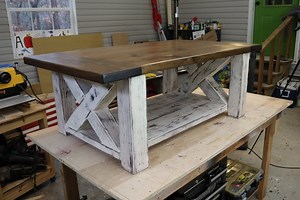 Farmhouse Coffee Table — 731 Woodworks