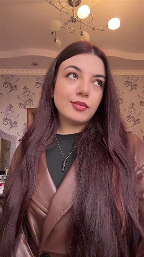 Larisa_Geographer (@larisa_geographer)’s videos with orijinal ses - D.